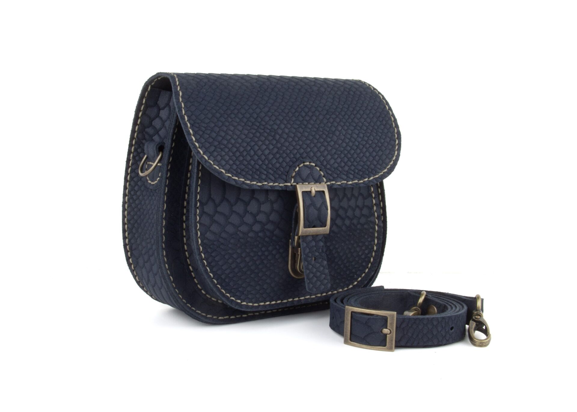 DIY-Crossbodu-Tas-NYCHEL_jungle_suede_ocean_1-scaled-1.jpg